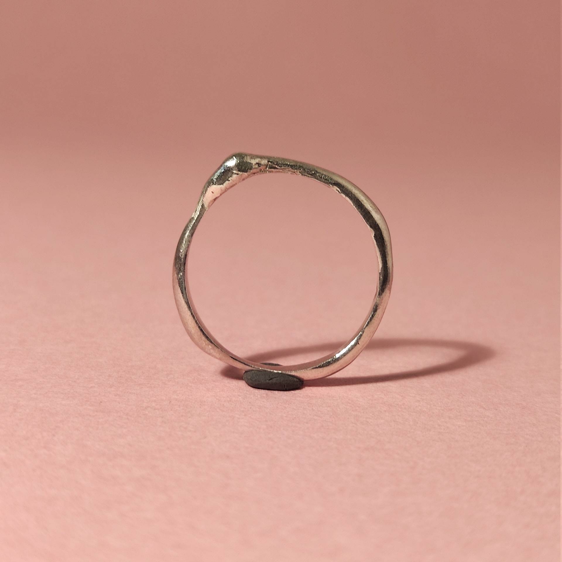 Unregelmäßiger Ring Aus Silber 925 - Größe M1/2 | Größe Uk Unregelmäßiger Ring Aus Silber 925 - Größe M1/2 | Größe Uk von UsagiJewels