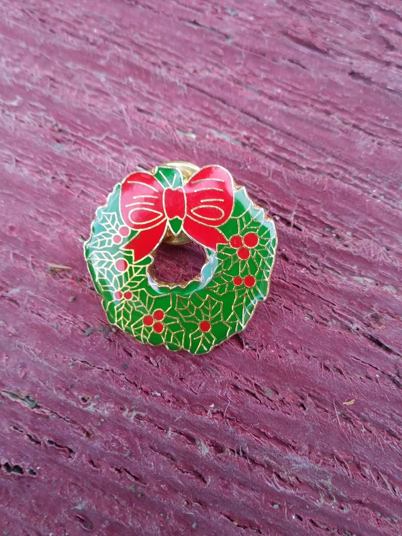 Vintage 50Er Jahre Weihnachtskranz Brosche Pin-Ladies Revers Vintage 50Er Jahre Weihnachtskranz Brosche Pin-Ladies Revers von UsedGoodsVintage