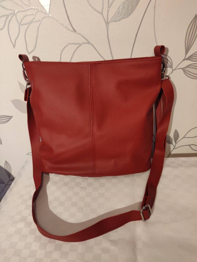 Umhängetasche, Handtasche, Kunstleder, Weinrot von UtesKreativstuebl