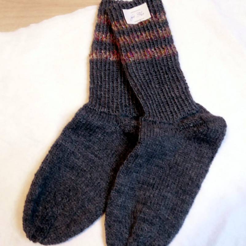 Handgestrickte Wollsocken Größe 36 von UtesWorkshop