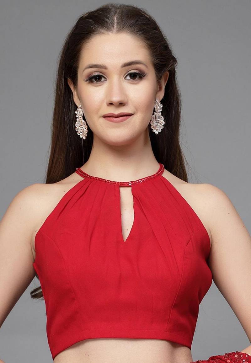 Verzierter Ausschnitt Georgette Zurück Cut Out Bluse in Rot von UtsavFashion