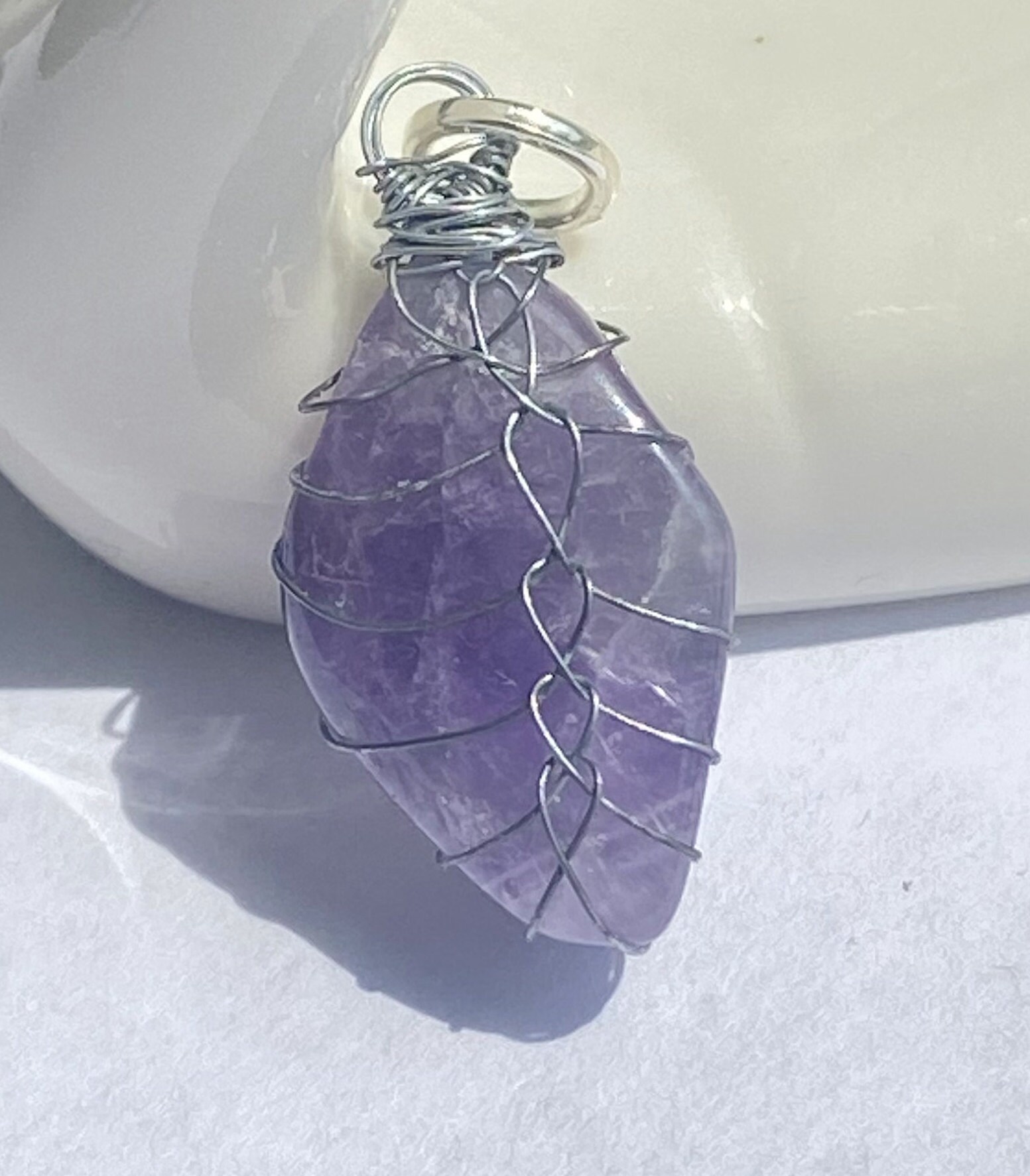 Amethyst Draht Wickeln Halskette Anhänger Amethyst Draht Wickeln Halskette Anhänger von Uveriablu