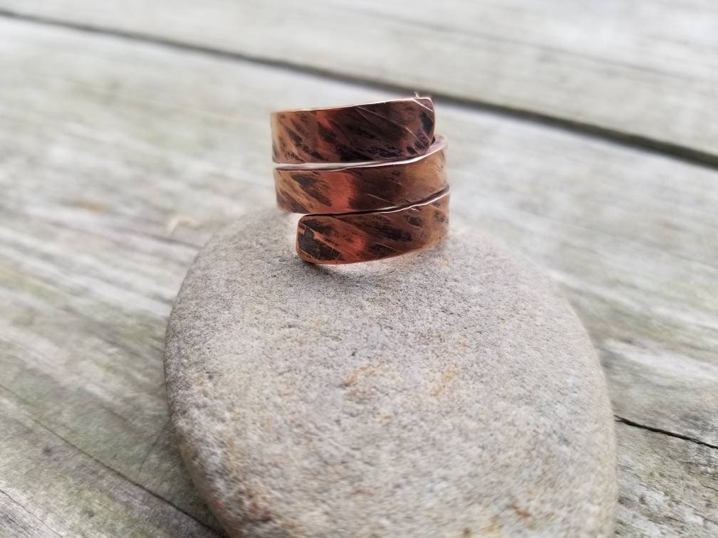 Handgeschmiedet Spiral Ring Aus Kupfer Handgeschmiedet Spiral Ring Aus Kupfer von UyasgaDesigns