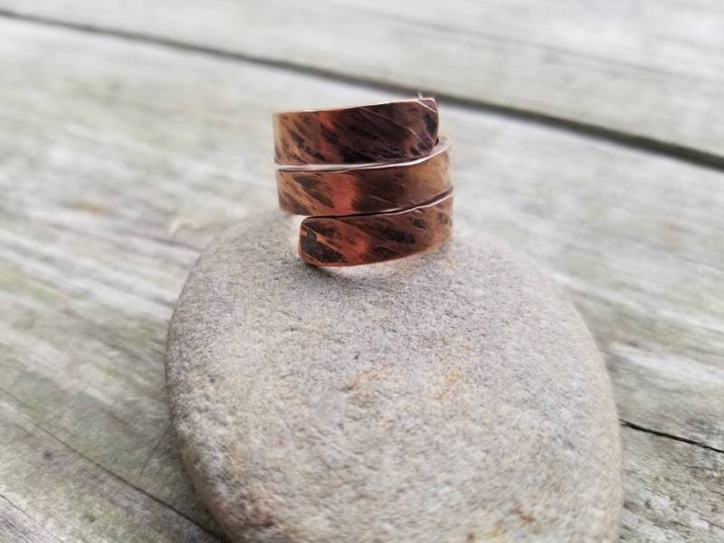 Handgeschmiedet Spiral Ring Aus Kupfer Handgeschmiedet Spiral Ring Aus Kupfer von UyasgaDesigns