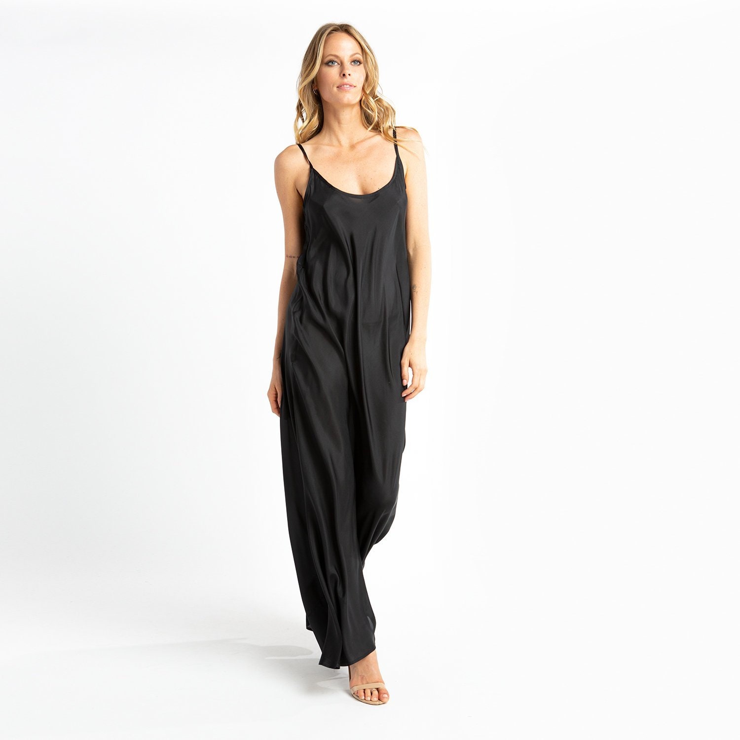 Luxuriöses 100% Seide Schwarzes Slip Kleid - Schrägschnitt Kaftan-style Für Plus Size Frauen von VACANCESCOLLECTION