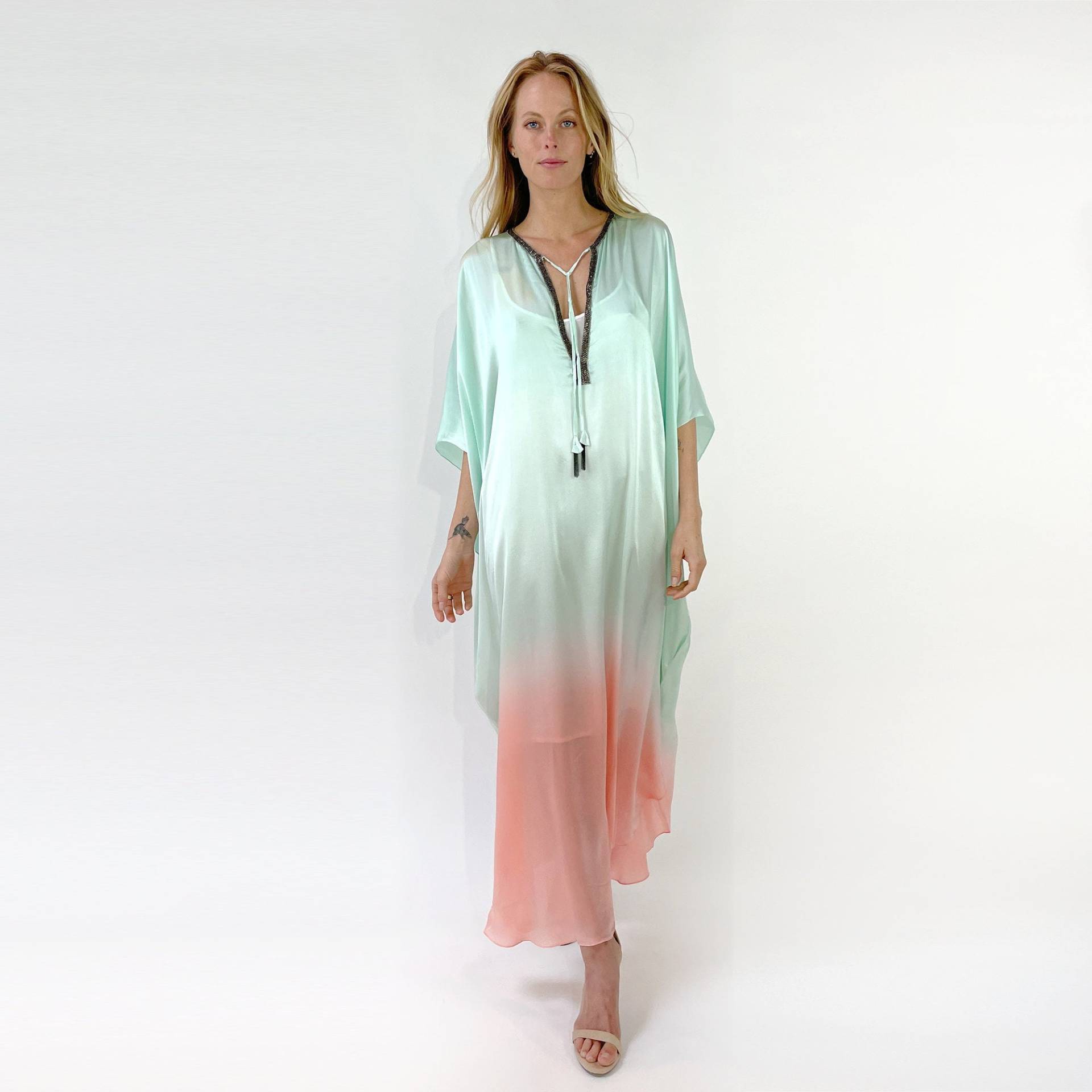 Miki Kaftan Seidenkleid Lime/Pink von VACANCESCOLLECTION