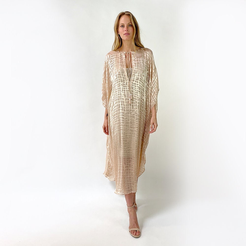 Victoria Seiden- Ausbrennerkaftan - Sand von VACANCESCOLLECTION