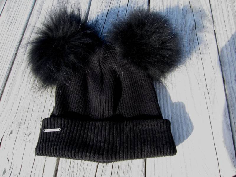 Erwachsene Pelz Pom Ohrhut 2 Waschbär Poms Bommel Mütze Schwarz Uhr Skullcap Winter Baumwolle Strick Manschetten Beanie Tier Ohren A1845 -P von VACATIONHOUSE