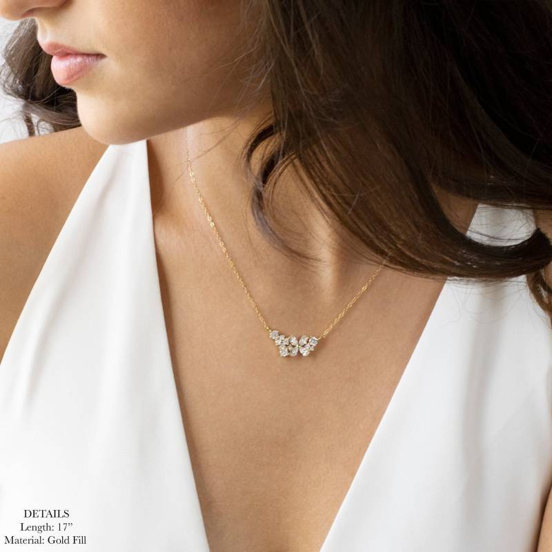 Blume Halskette Diamant Schwester Geschenk Mutter Beste Freundin Für Frauen Muttertagsgeschenke von VALAY