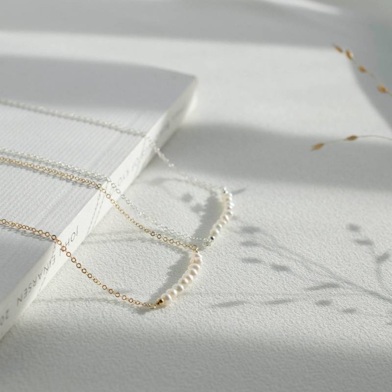 Perlenhalskette Perlenschmuck Birthstone Halskette Brautjungfer Hochzeits-Halskette Geschenke Für Frauen Layered von VALAY