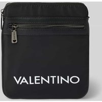 VALENTINO BAGS Umhängetasche mit Label-Print Modell 'BANDOLIERA KYLO' in Black, Größe 1 VALENTINO BAGS Umhängetasche mit Label-Print Modell 'BANDOLIERA KYLO' in Black, Größe 1 von VALENTINO BAGS