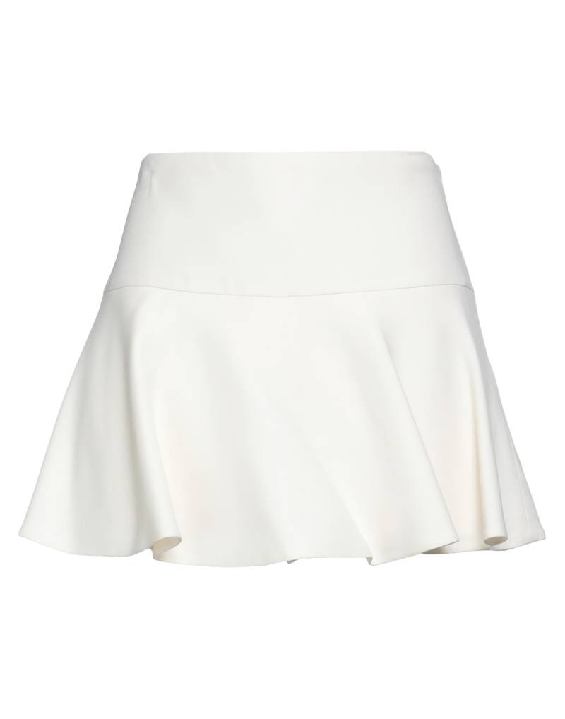 VALENTINO GARAVANI Shorts & Bermudashorts Damen Elfenbein von VALENTINO GARAVANI