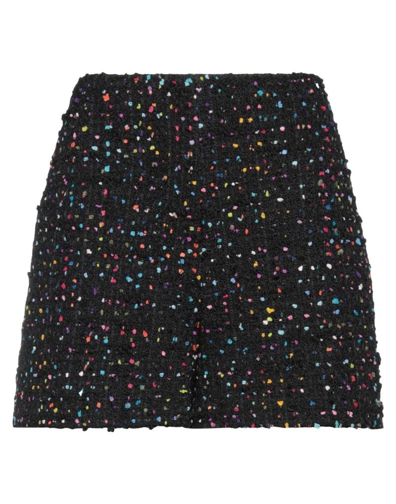 VALENTINO GARAVANI Shorts & Bermudashorts Damen Schwarz von VALENTINO GARAVANI