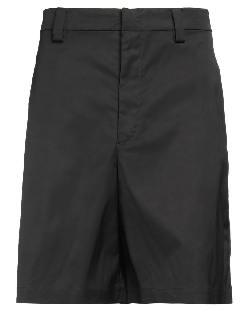 VALENTINO GARAVANI Shorts & Bermudashorts Herren Schwarz von VALENTINO GARAVANI
