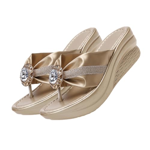 VALICLUD Damen Beach Sandalen mit Strassbesatz Plateau Sohle Leichte Sommer Slides für Urlaub Party Strand Bequeme Modische Zehentrenner in Gold von VALICLUD