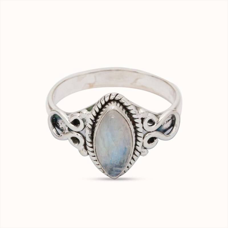 Marida Mondstein Ring | Silber Marida Mondstein Ring | Silber von VANAschmuck