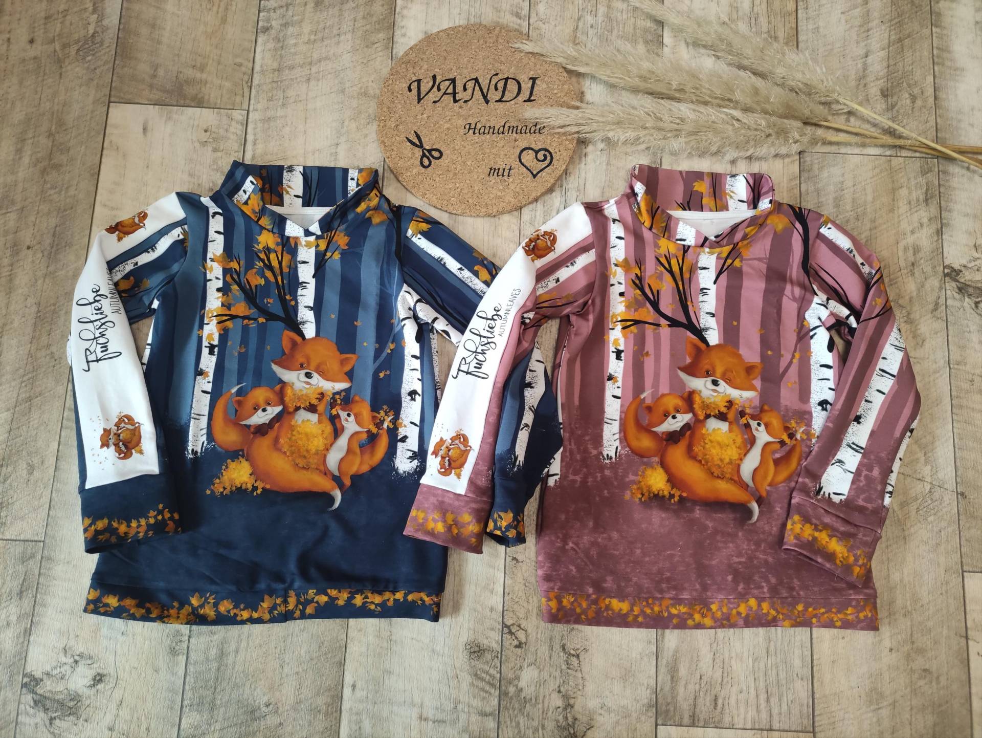 Pullover Langarmshirt Bauernhof Liebe Tiere Größe 104 Kühe Waschbär Traktor Bio Baumwolle Jersey von VANDIDesign