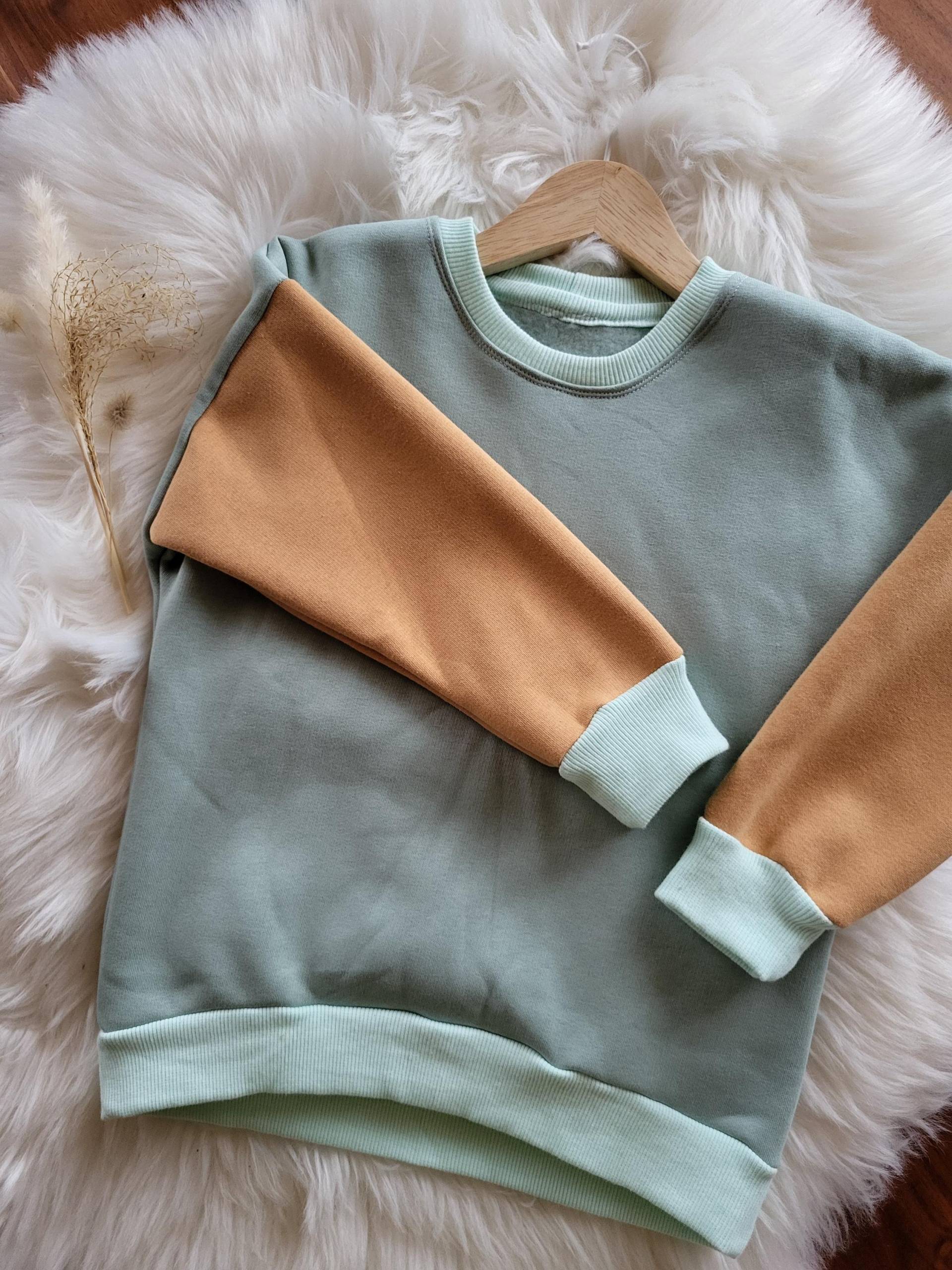 Oversized Sweater | Gr. 110-116 Colourblocking Senf Mint Blassgrün von VANIsManufaktur