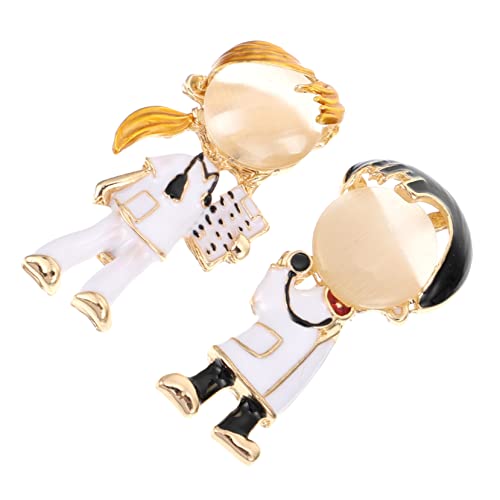 VANZACK 2 Stück Cartoon Broschen Mädchen Anstecknadeln Cartoon Design Robuste Rostfreie Karikatur Brosche für Studenten Modisches Accessoire für Kleidung Taschen Hüte Vielseitig für von VANZACK