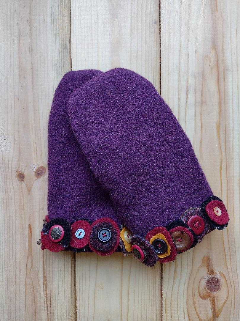 Handgemachte Warme Handschuhe Aus Wiederverwendeter Wolle , Warm, Bequem Und Perfekt Für Winterspaß von VARDesigns4You