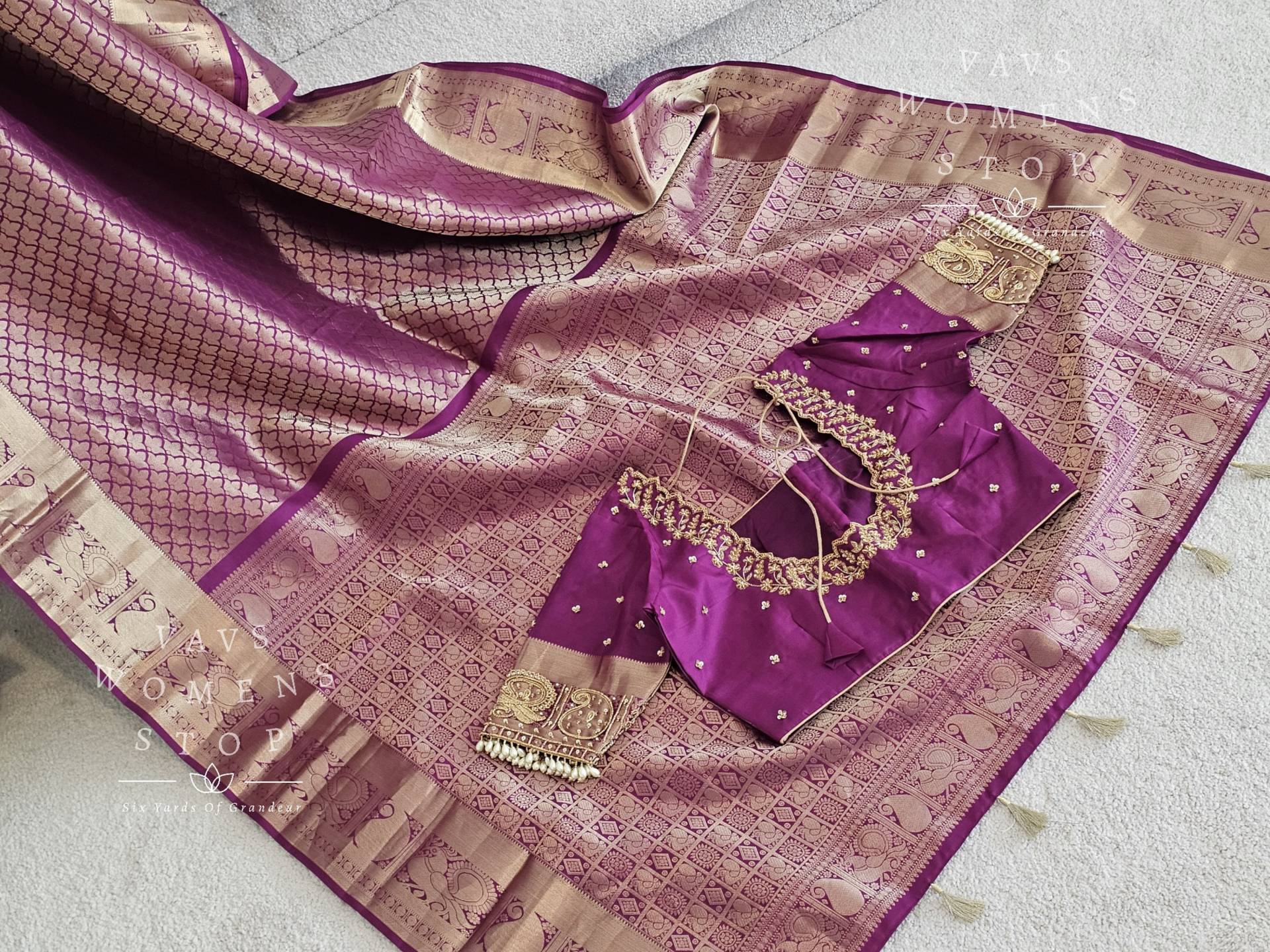 Pure Kanchi Pattu Soft Silk Saree Mit Maggam Arbeit Genähter Bluse Größe 38 Reicht Bis 44 Sofort Versandfertig Vavs Damen Stop von VAVSWomensStop