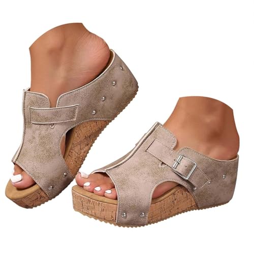 VBEDKDEB Keilabsatz Pantoletten Damen Plateau Keilsandalen Elegant Leder Bequeme Schlappen Offen Rutschfeste Slipper Lässige Nieten Latschen 2025 Sommer Strand Urlaub Sandalen (T-2-Khaki, 40) von VBEDKDEB