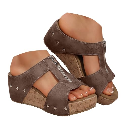VBEDKDEB Keilabsatz Pantoletten Damen Plateau Keilsandalen Elegant Leder Bequeme Schlappen Offen Rutschfeste Slipper Lässige Nieten Latschen 2025 Sommer Strand Urlaub Sandalen (T-3-Coffee, 41) von VBEDKDEB
