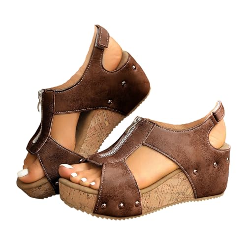 VBEDKDEB Keilabsatz Pantoletten Damen Plateau Keilsandalen Elegant Leder Bequeme Schlappen Offen Rutschfeste Slipper Lässige Nieten Latschen 2025 Sommer Strand Urlaub Sandalen (T-4-Brown, 36) von VBEDKDEB