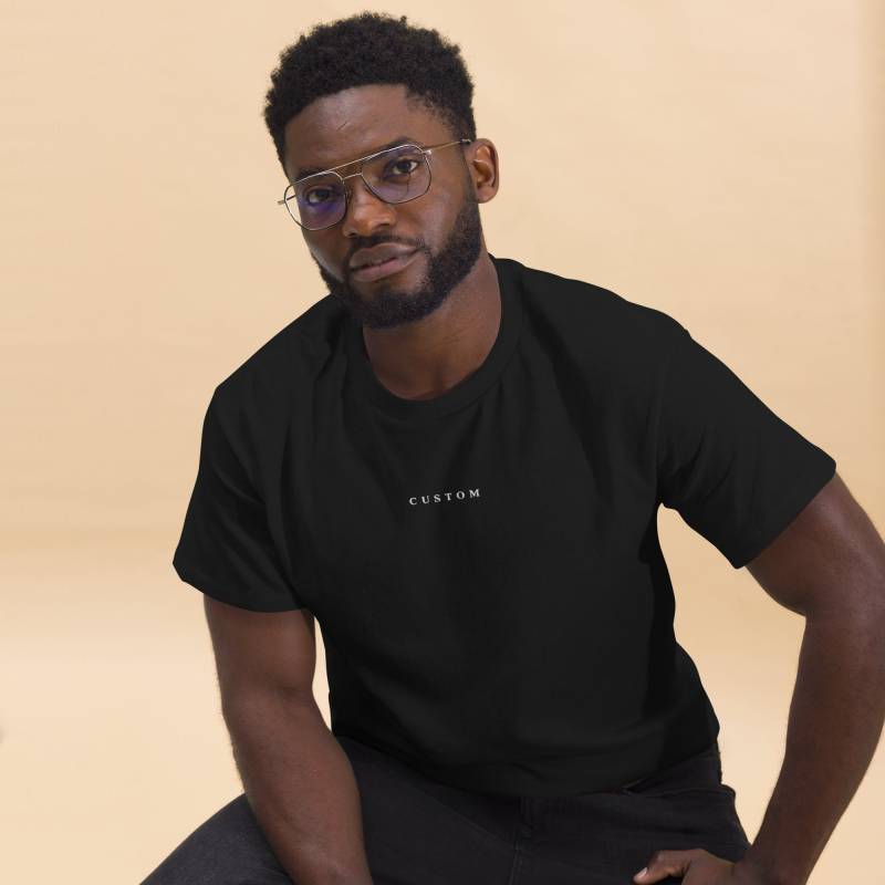 Custom T-Shirt Embroidery | Max 6. Letters Custom T-Shirt Embroidery | Max 6. Letters von VEGAwear