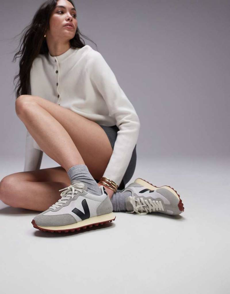 VEJA - Rio Branco - Sneaker aus Wildleder und Alveomesh in Hellgrau und Schwarz von VEJA