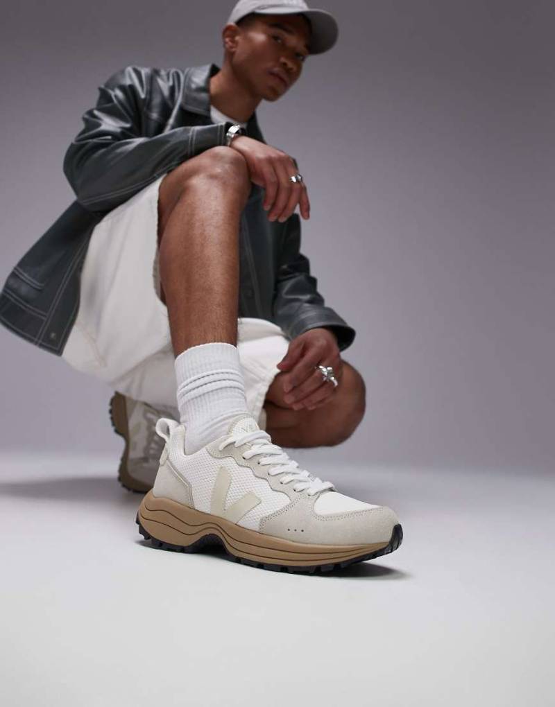 VEJA - Venturi II - Sneaker in Beige mit Gummisohle-Neutral von VEJA