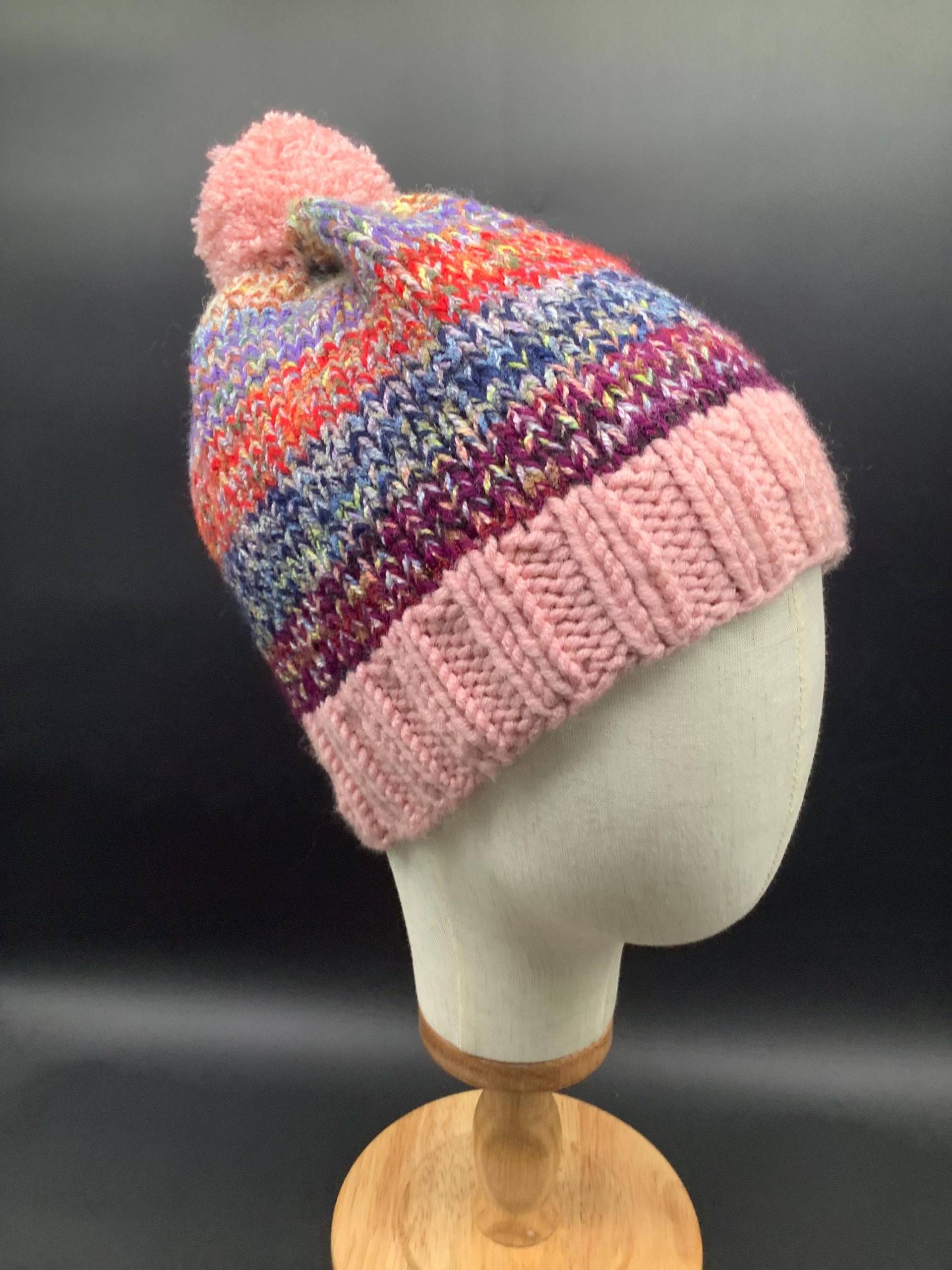 Handgestrickte Pompon Mütze Aus Baumwolle - Warme Wintermütze Velossa Handmade von VELOSSAHandmade