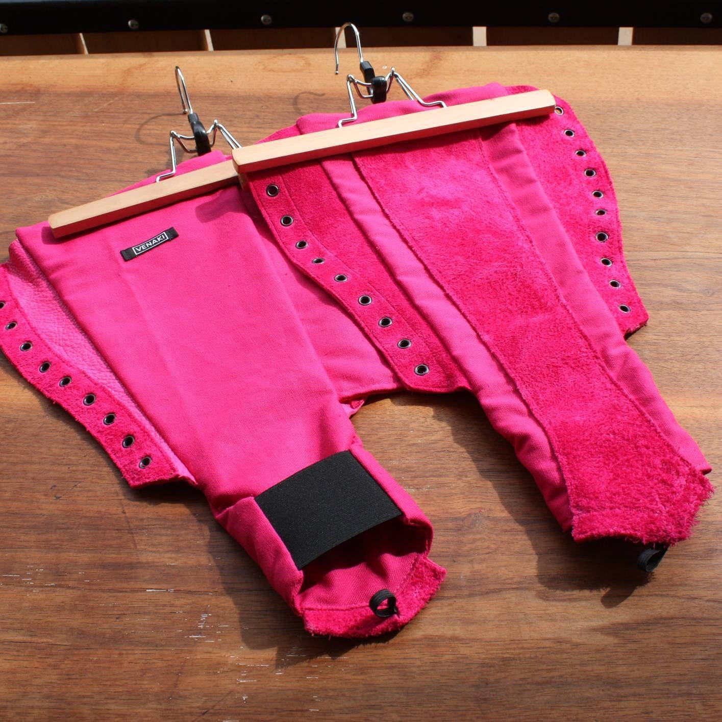 Venaki Trapezgamaschen in Farbe Lange Version Aerial Boots Lyra Costume Trapeze Boots Venaki Trapezgamaschen in Farbe Lange Version Aerial Boots Lyra Costume Trapeze Boots von VENAKIShop