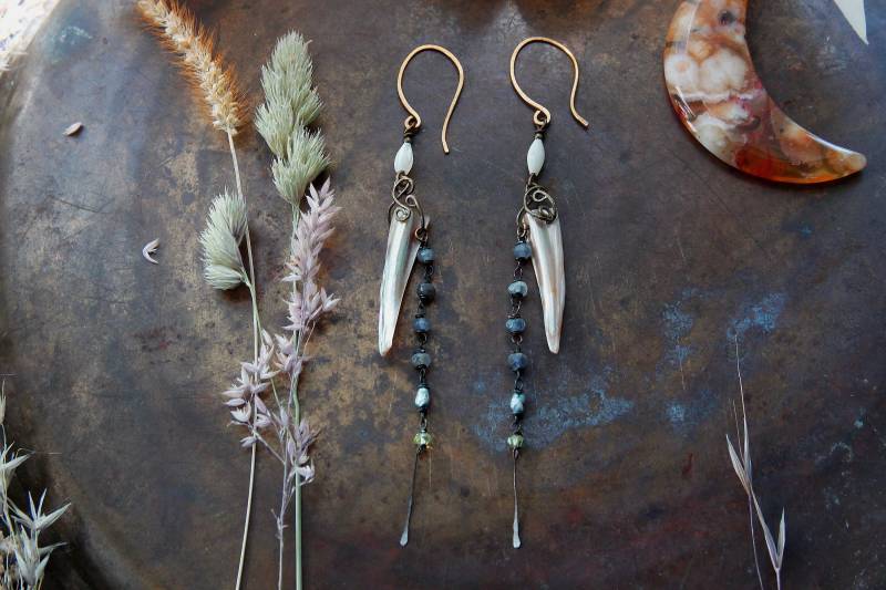 Ohrhänger Keltisch Perlmutt Kyanit Peridot Ohrringe Rustikal Boho Hippie Wicca Vintagestil Göttin Pagan Native Spirit Meer von VENUSFLOWER