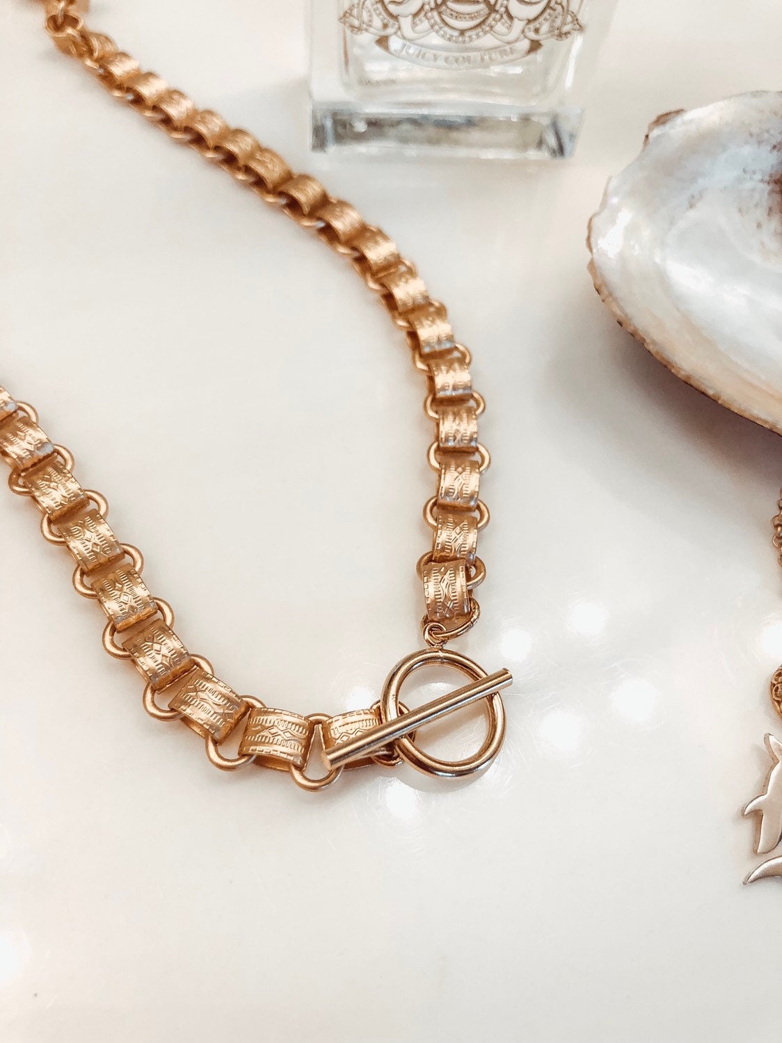 Gold-statement Necklce, Vergoldete Halskette, Handgefertigten Schmuck Gold-statement Necklce, Vergoldete Halskette, Handgefertigten Schmuck von VERBENADESIGN