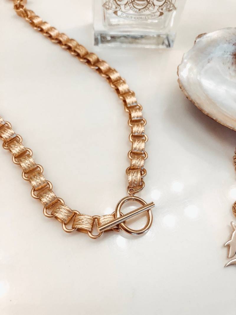 Gold-statement Necklce, Vergoldete Halskette, Handgefertigten Schmuck Gold-statement Necklce, Vergoldete Halskette, Handgefertigten Schmuck von VERBENADESIGN