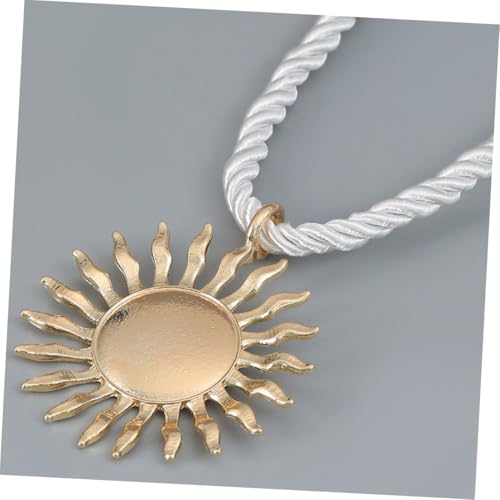 VERDANVERSE 2 Stück Damen Sonnenanhänger Halsketten aus Legierung Verstellbare Schmuckstücke Modische Halsketten für Frauen Dekorative Accessoires für Alltag und Party VERDANVERSE 2 Stück Damen Sonnenanhänger Halsketten aus Legierung Verstellbare Schmuckstücke Modische Halsketten für Frauen Dekorative Accessoires für Alltag und Party von VERDANVERSE