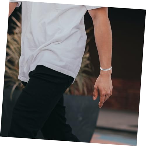 VERDANVERSE Einstellbarer Herrenarmreif Versilbertem Kupfer Geschnitzter Vintage Manschetten Armreif mit Glatter Oberfläche Leichter Armschmuck für Stilakzente von VERDANVERSE