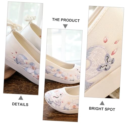VERDANVERSE Ethnische Bestickte Damen Hanfu Schuhe aus Seidenstoff Chinesischer Retro Stil Flach mit Rutschfester Gummisohle Weiß Innen Leicht Erhöht für Tanz und Alltag von VERDANVERSE