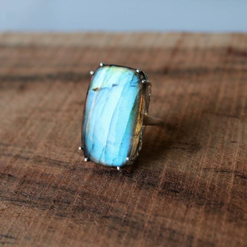 Großer Labradorit Ring, Sterling Silber Edelsteingröße - 30 18 Mm von VERDIGRISJEWELLERY