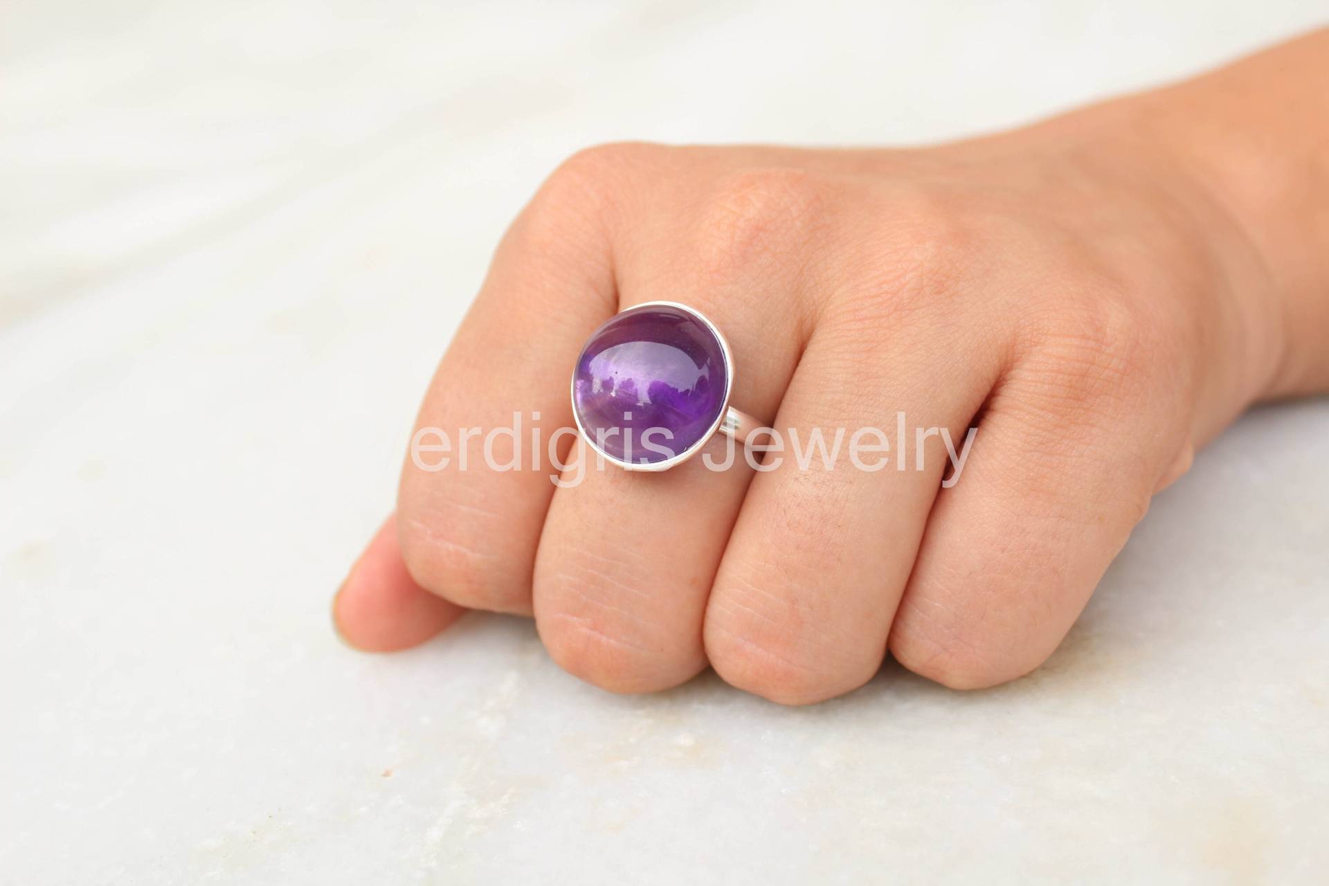 Natürlicher Amethyst Ring, Sterling Silber Handgemacht, Edelstein Schmuck, Minimalistisch, Weihnachtsgeschenk, Februar Geburtsstein, Schmuck von VERDIGRISJEWELLERY