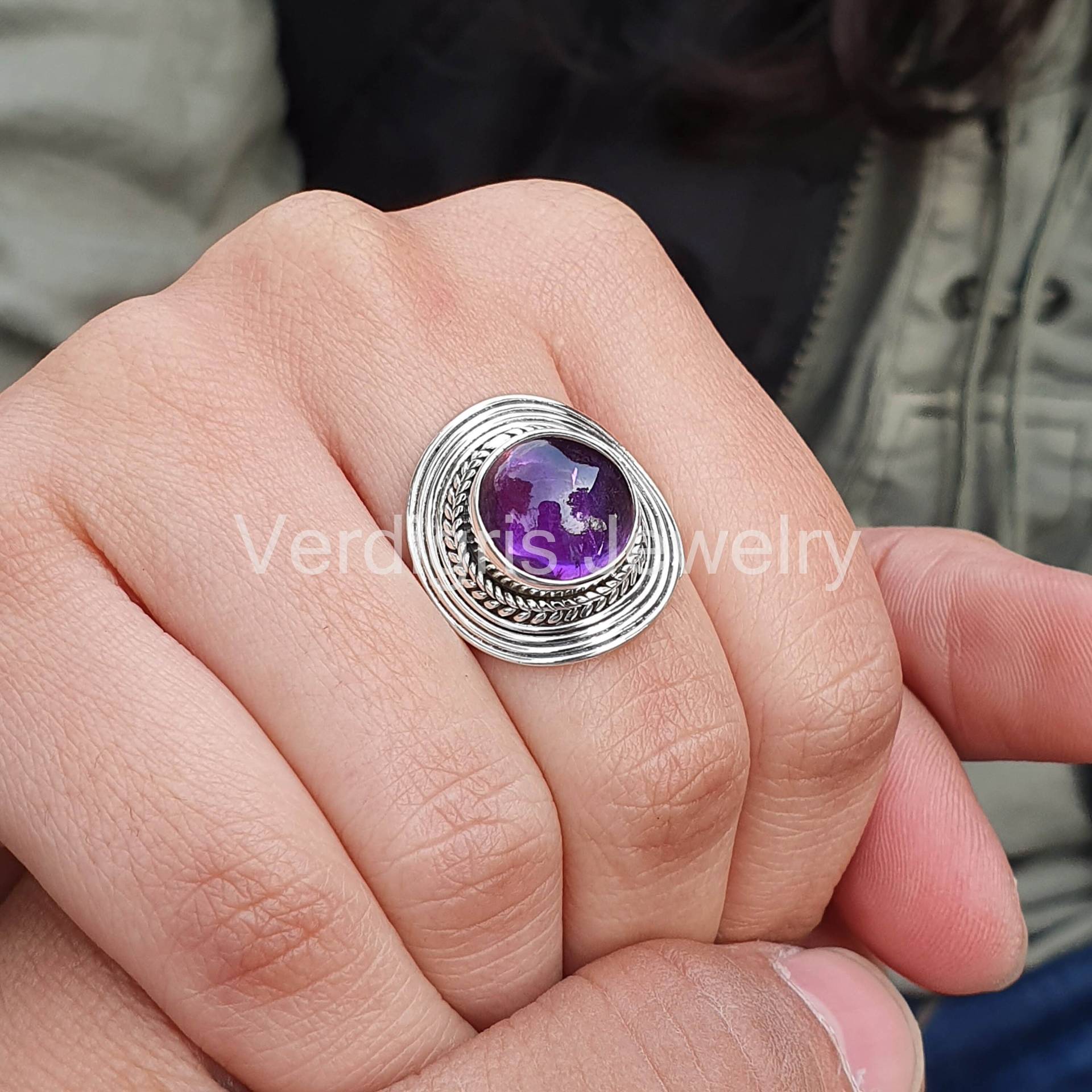 Natürlicher Amethyst Statement Ring, 925 Sterling Silber Schmuck, Birthstone Edelstein Boho, Februar Geburtsstein, Weihnachtsgeschenk von VERDIGRISJEWELLERY