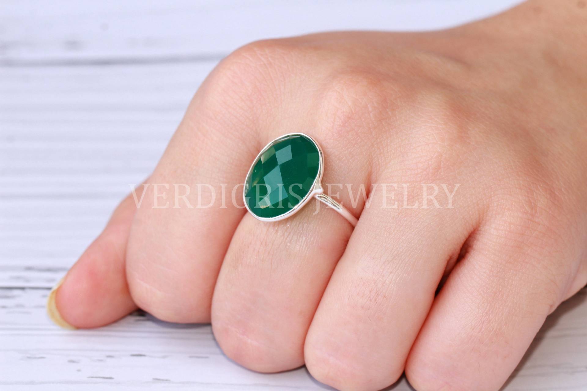 Natürlicher Grüner Onyx Ring, Großer Sterling Silber Statement Handgemachter Schmuck, Jahrestagsgeschenk, Aaa Facettierter Edelstein von VERDIGRISJEWELLERY