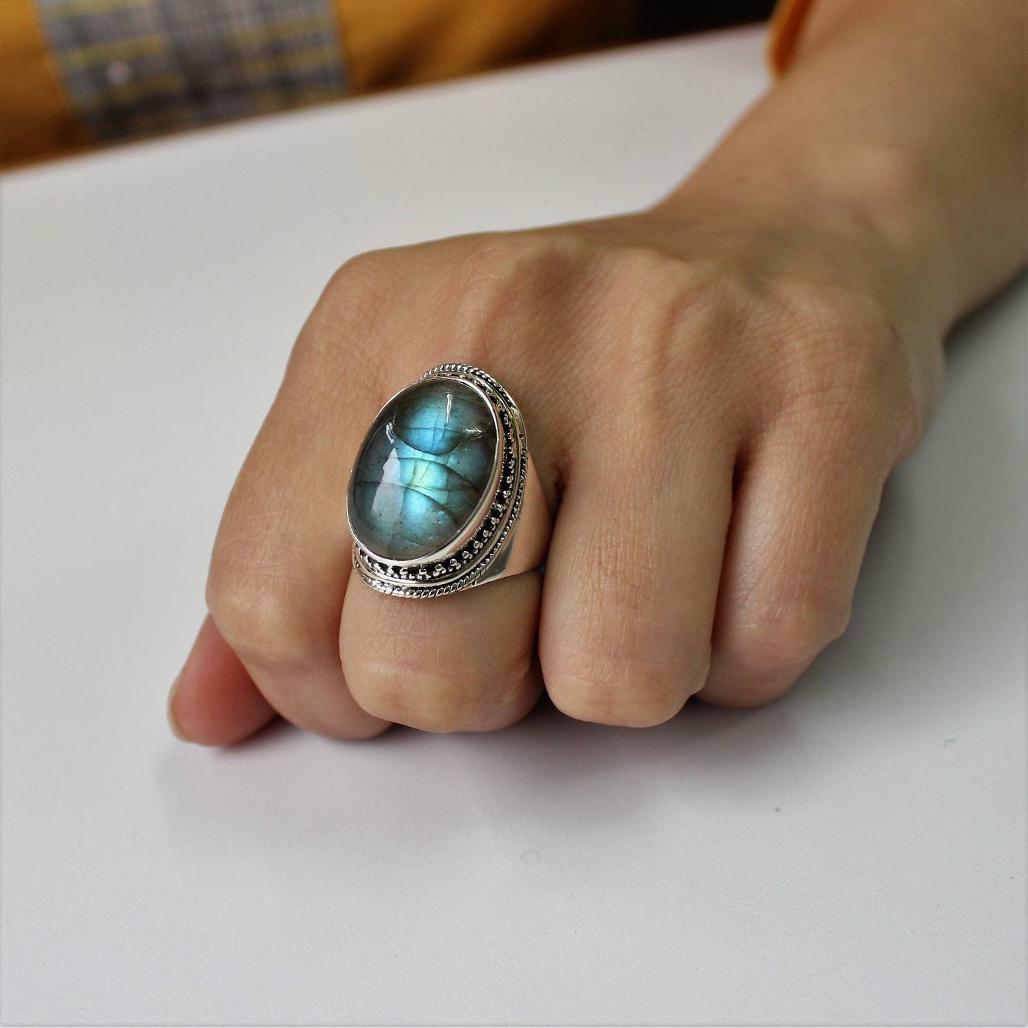 Natürlicher Labradorit Ring, 925Er Sterling Silber, Boho Edelstein Ring von VERDIGRISJEWELLERY