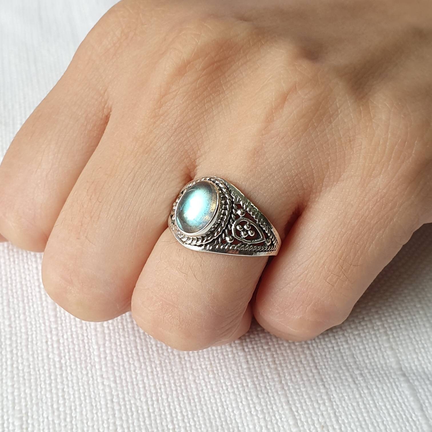 Natürlicher Labradorit Sterling Silber Ring Boho Oxidierter Schmuck von VERDIGRISJEWELLERY