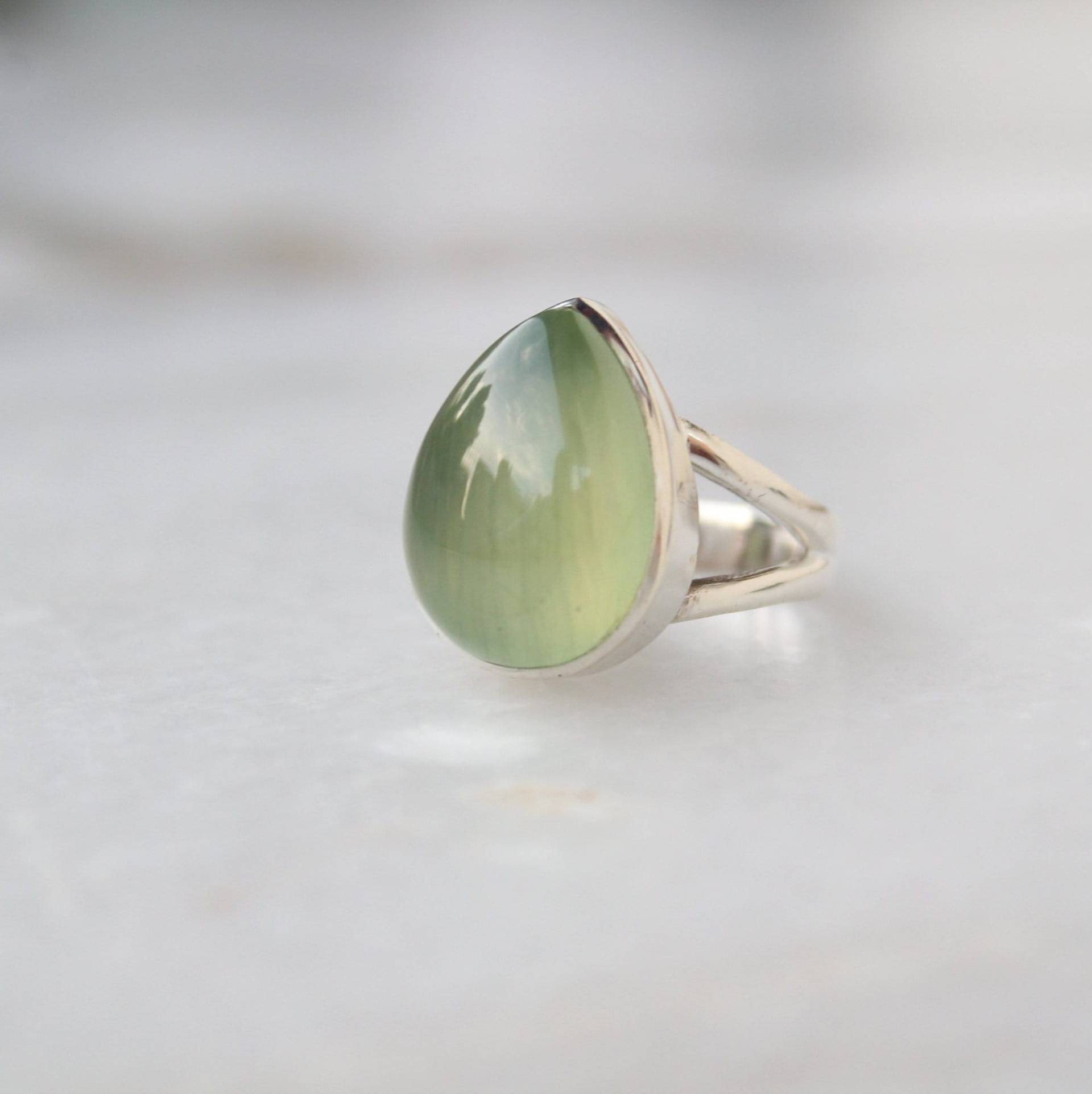 Natürlicher Prehnit Sterling Silber Ring, Edelstein Schmuck, Weihnachtsgeschenk, Silberschmuck, Juli Birthstone Minimalist von VERDIGRISJEWELLERY