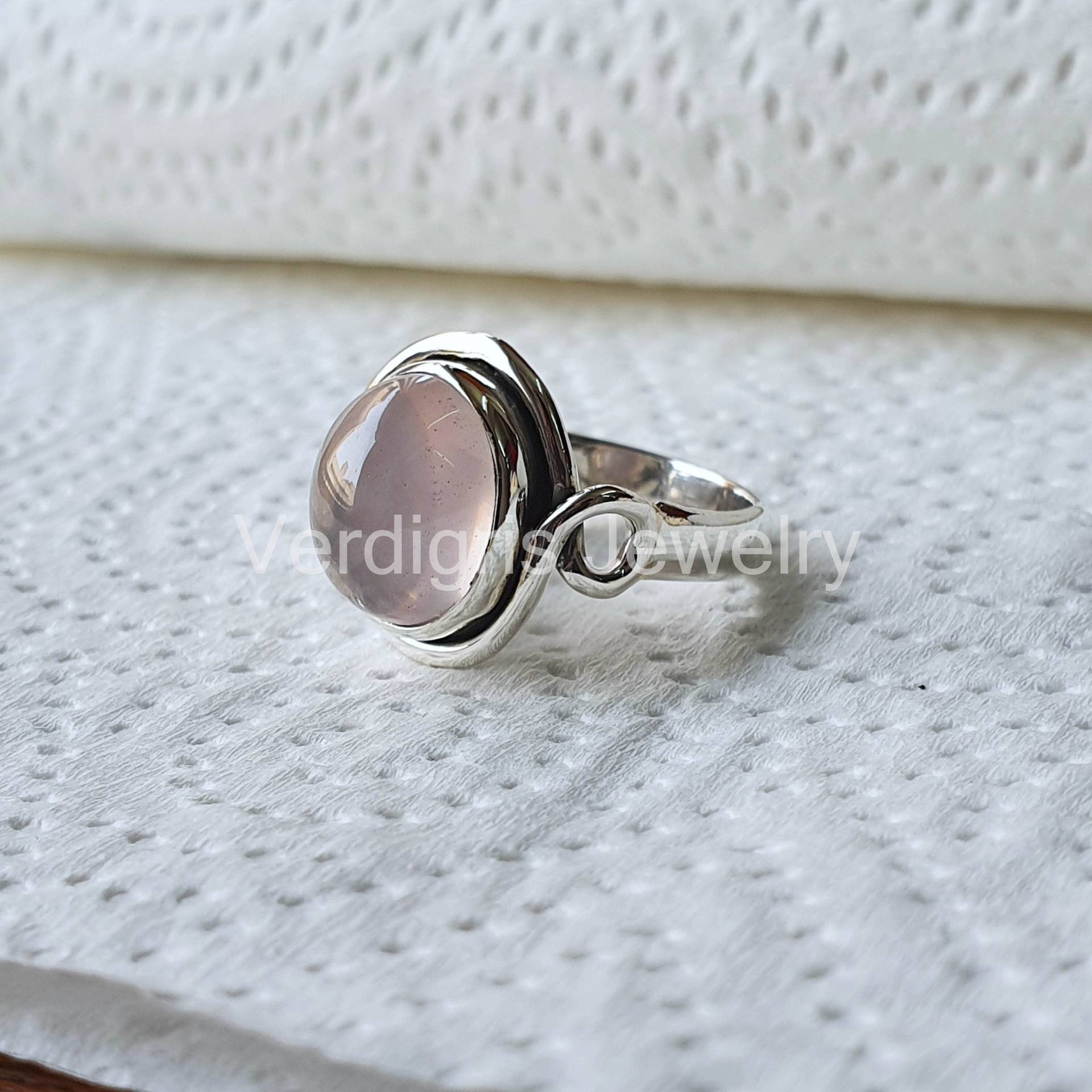 Natürlicher Rosenquarz Sterling Silber Ring, Handgemacht, Edelstein Schmuck, Valentinstag Geschenk, Januar Birthstone Silberschmuck, Ringe von VERDIGRISJEWELLERY