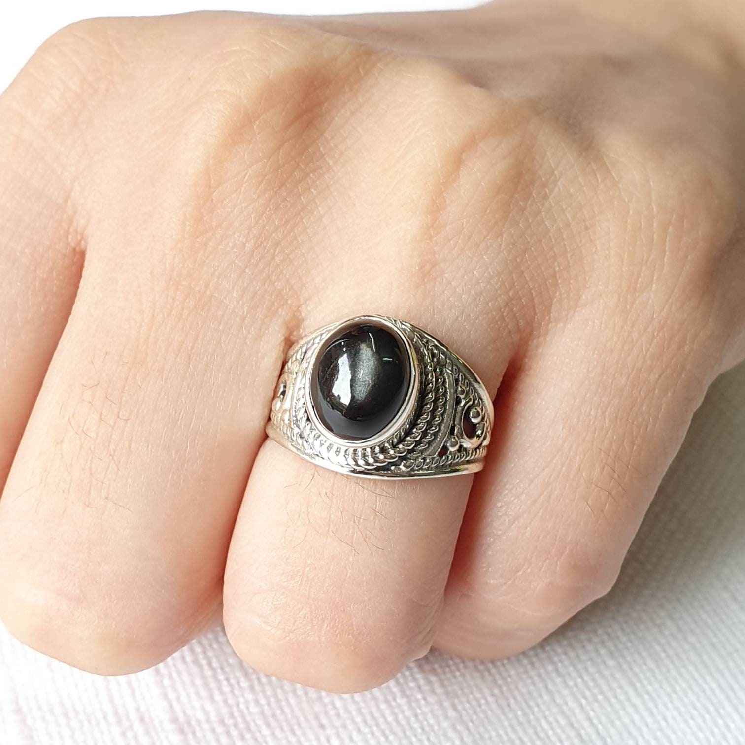 Natürlicher Schwarzer Stern Diopsid Ring, Sterling Silber Alternativer Verlobungsring von VERDIGRISJEWELLERY