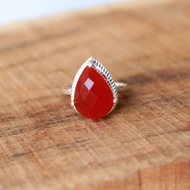 Schöner Roter Onyx Ring, 925 Sterling Silber Statement Handgemachter Handwerker Schmuck von VERDIGRISJEWELLERY