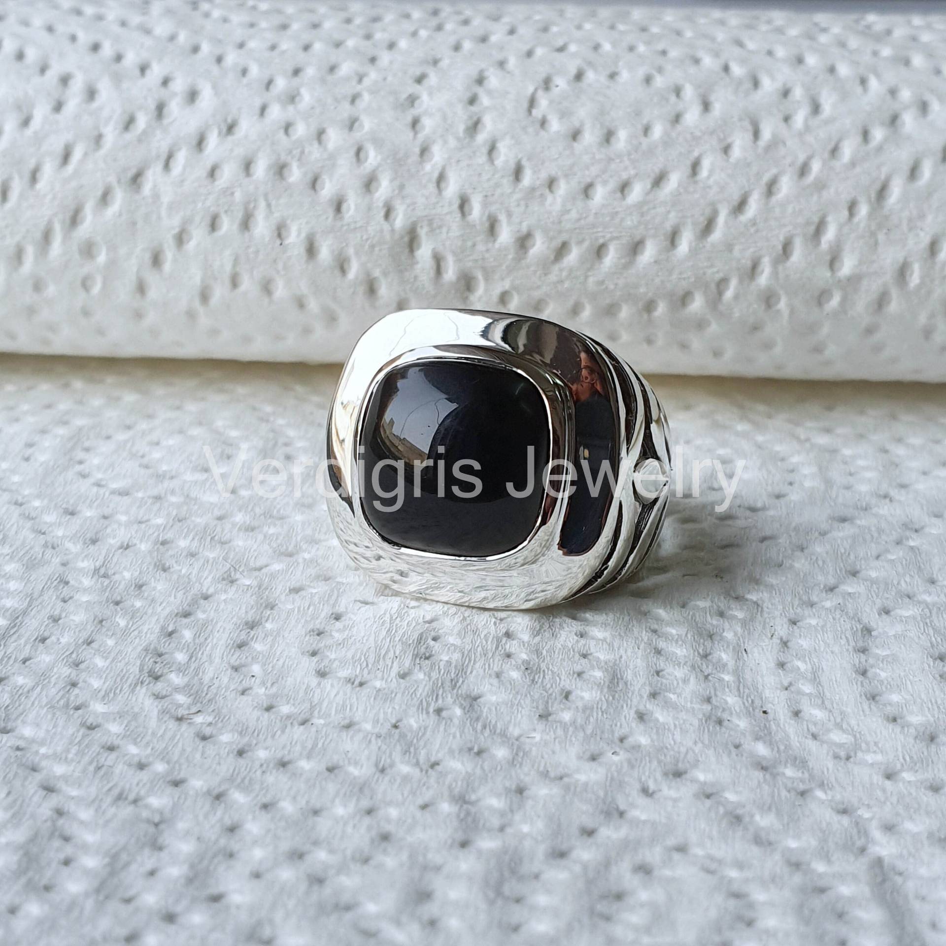 Schwarzer Onyx Edelstein Sterling Silber Ring, Handgefertigt, Schmuck, Dezember Birthstone Ringe, Silberschmuck, Bold Ring von VERDIGRISJEWELLERY